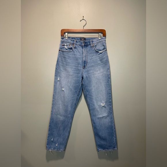 Abercrombie & Fitch Light Blue Mom Jeans - Picture 1 of 6